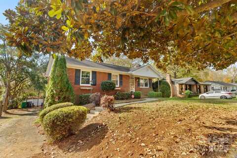 1532 Starbrook Drive, Charlotte, NC 28210