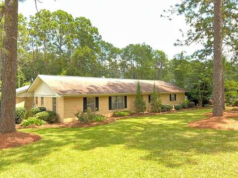 2109 Indian Tr., Douglas, GA 31533