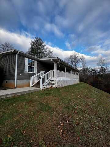 62 Turnip Trail, Whittier, NC 28789