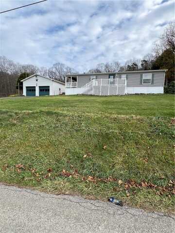 331 Eyth Road, Oakland, PA 16002