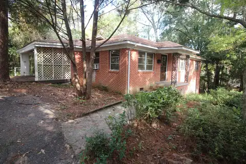 611 Garden Dr., Laurel, MS 39440