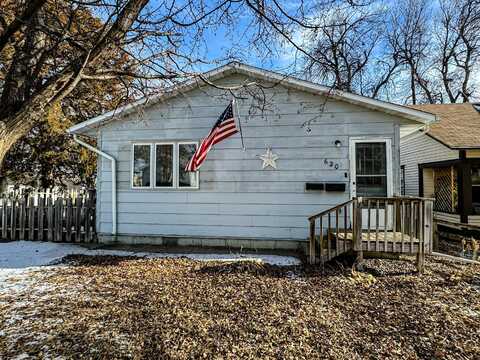 620 Kansas Ave NE, Huron, SD 57350