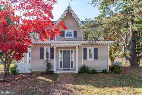 236 LEEDSTOWN RD, COLONIAL BEACH, VA 22443