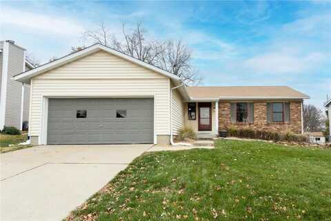 12471 Marine Avenue, Maryland Heights, MO 63043