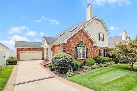 7430 Whitehall Colonial Lane, Saint Louis, MO 63119