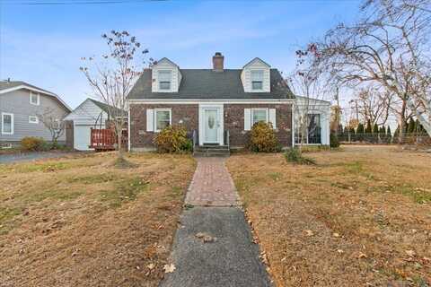 545 Washington Parkway, Stratford, CT 06615