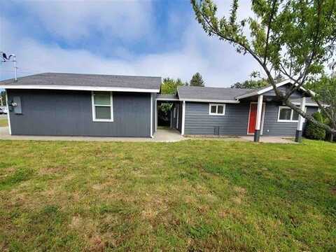 303 Humboldt, Crescent City, CA 95531