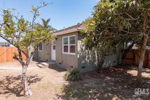 203 Iris Street, Oxnard, CA 93033