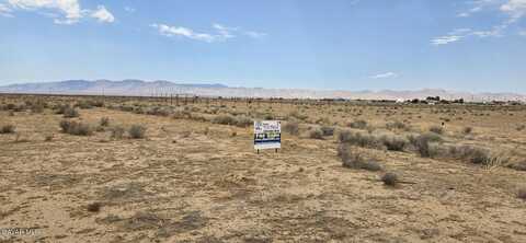 7900 Oleander Avenue, California City, CA 93505