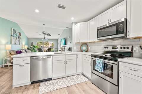 648 Mardel, NAPLES, FL 34104