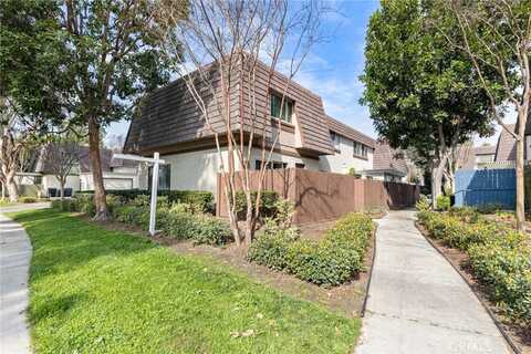 2821 E Jackson Avenue, Anaheim, CA 92806