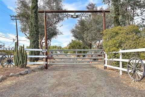 19906 Santa Rosa Mine Road, Lake Mathews, CA 92570