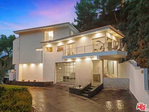 3111 Belden Dr, Los Angeles, CA 90068