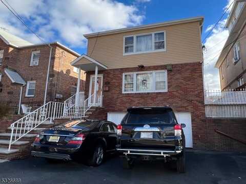 717 E 30th St, Paterson, NJ 07513