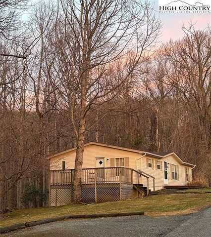 801 Howards Creek Church Road, Boone, NC 28607