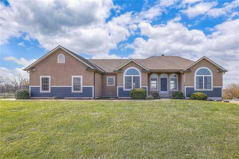 24420 S PERSIMMON Lane, Peculiar, MO 64078