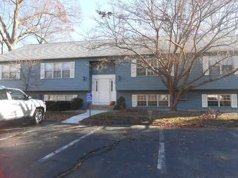 48 Founders Village, Clinton, CT 06413