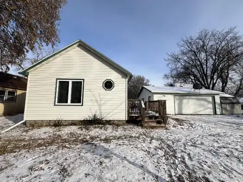 317 S 10th Street, Aberdeen, SD 57401