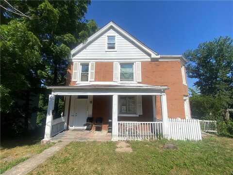 2000 Plainview Ave, Brookline, PA 15226