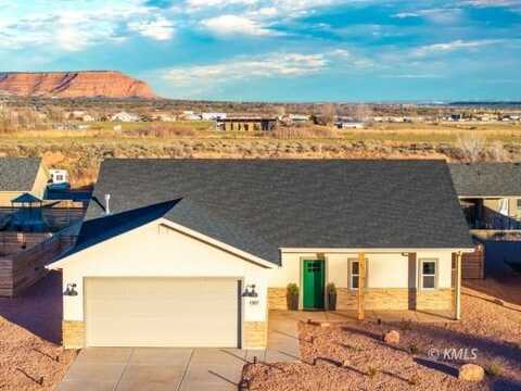 1587 W Creekside Dr, Kanab, UT 84741