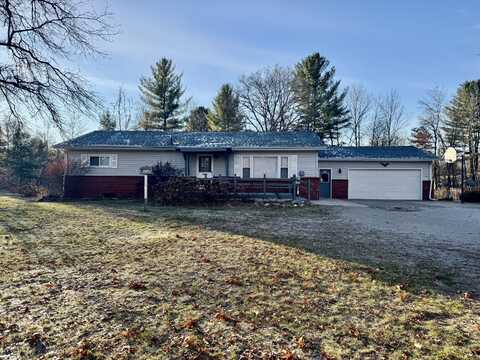 593 N Circle Drive, Mio, MI 48647