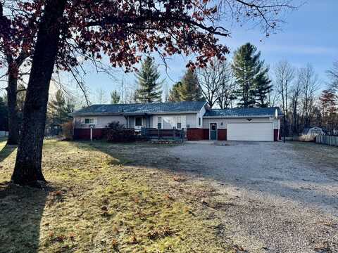 593 N Circle Drive, Mio, MI 48647