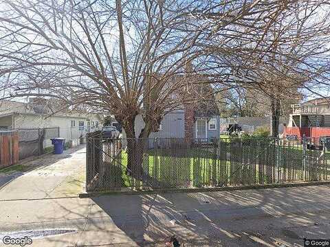 24Th, SACRAMENTO, CA 95820