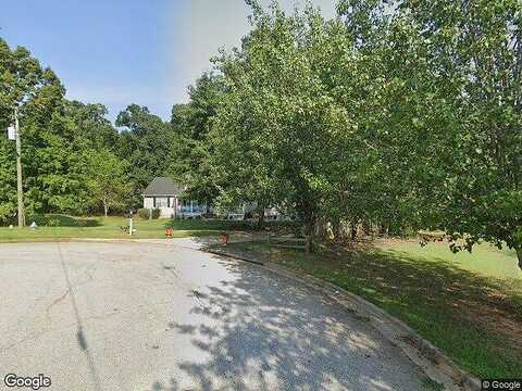 Nina, LOCUST GROVE, GA 30248