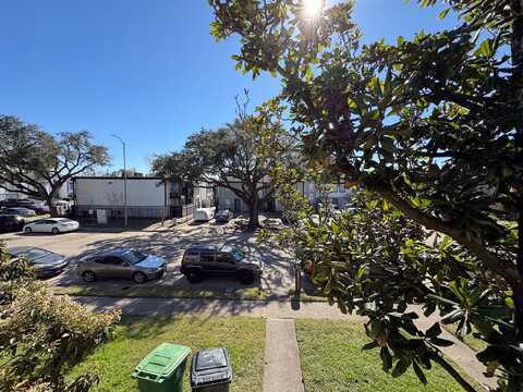 Grow, HOUSTON, TX 77040