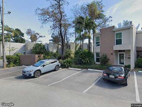 Kensington, WILTON MANORS, FL 33305