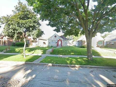24Th, MILWAUKEE, WI 53209