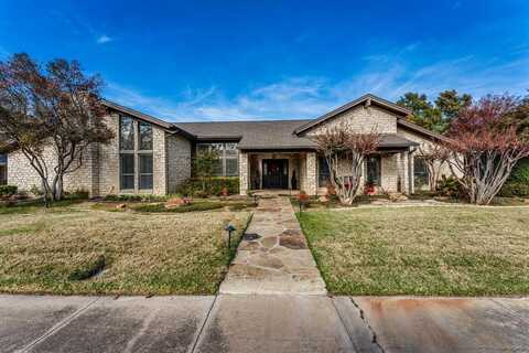 2115 Wimbledon Drive, Arlington, TX 76017