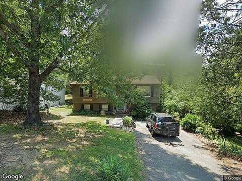 Davis, ROANOKE, VA 24015