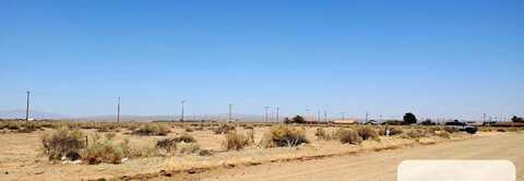 8117 Quezon Avenue, California City, CA 93505