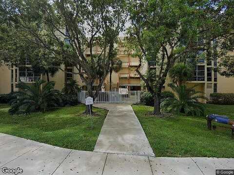 172Nd, SUNNY ISLES BEACH, FL 33160