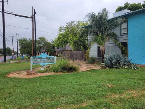 3120 Santa Fe Street, Corpus Christi, TX 78404