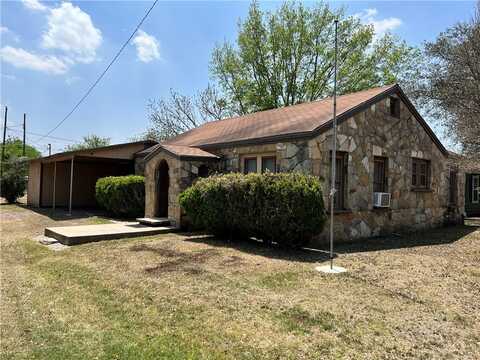 510 E Alexander Street, Three Rivers, TX 78071