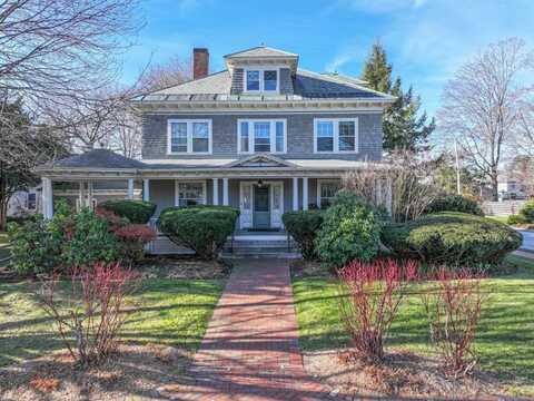 2124 Elm Street, Manchester, NH 03104