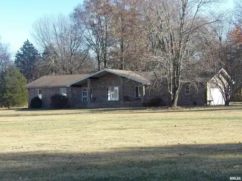 3172 ANTIOCH Road, West Frankfort, IL 62896