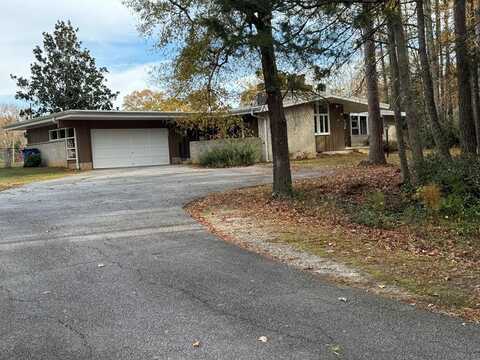 224 Clairmont Drive, Greenwood, SC 29649