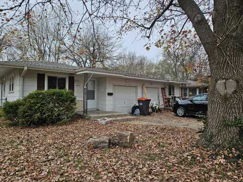 2037-2039 S Delaware Avenue, Springfield, MO 65804