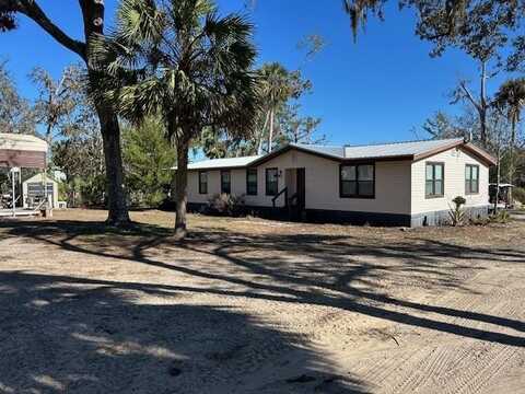 4 17th St, Steinhatchee, FL 32359