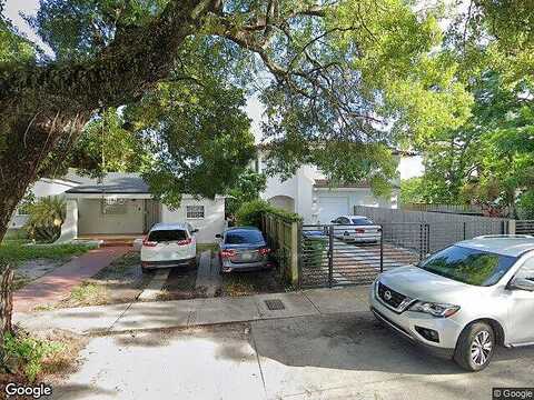 11Th, MIAMI, FL 33135
