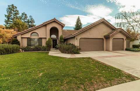 3228 Windsox Court, Madera, CA 93637