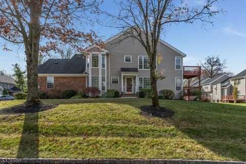 50 Myrtle Ct, Readington, NJ 08889