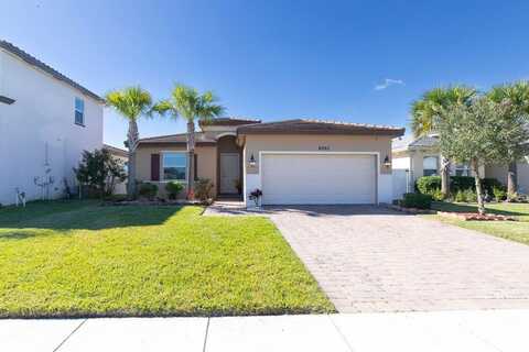 8095 NW Greenbank Circle, Port Saint Lucie, FL 34987