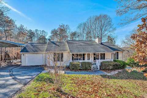 95 Indian Pointe DR, Hardy, VA 24101