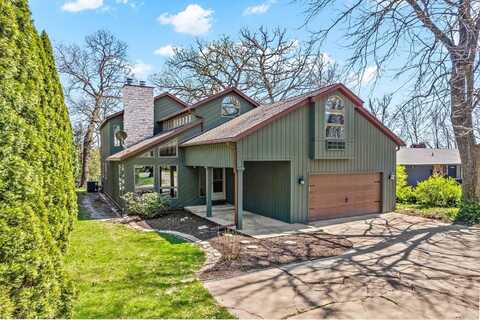 1099 Holiday Drive, Holliday, IL 60552