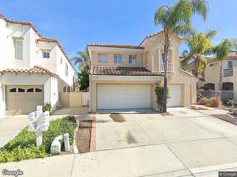 Flores, FOOTHILL RANCH, CA 92610