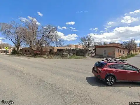 Camino De Abajo, RANCHOS DE TAOS, NM 87557